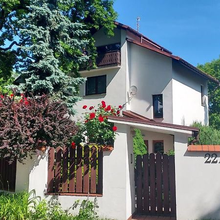 Appartamento Hidden Gem Garden Cracovia Esterno foto